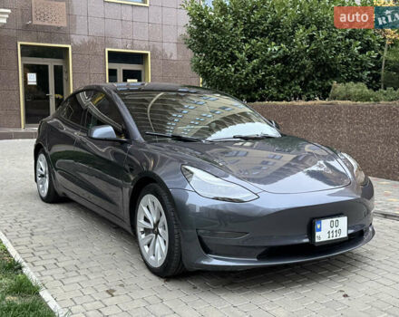 Сірий Тесла Модель 3, об'ємом двигуна 0 л та пробігом 28 тис. км за 23900 $, фото 4 на Automoto.ua