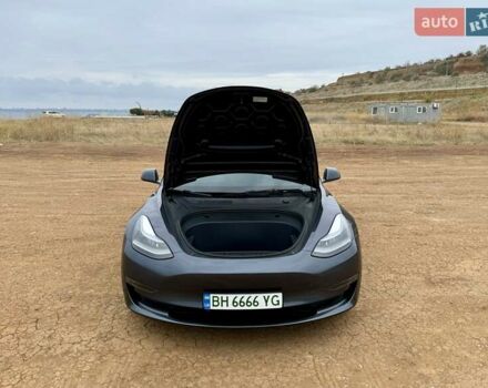Сірий Тесла Модель 3, об'ємом двигуна 0 л та пробігом 40 тис. км за 25400 $, фото 30 на Automoto.ua