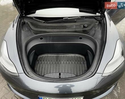Сірий Тесла Модель 3, об'ємом двигуна 0 л та пробігом 59 тис. км за 23000 $, фото 21 на Automoto.ua