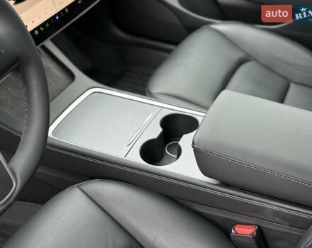 Сірий Тесла Модель 3, об'ємом двигуна 0 л та пробігом 44 тис. км за 20499 $, фото 52 на Automoto.ua