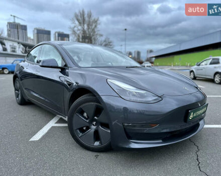 Сірий Тесла Модель 3, об'ємом двигуна 0 л та пробігом 28 тис. км за 26999 $, фото 12 на Automoto.ua