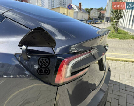 Сірий Тесла Модель 3, об'ємом двигуна 0 л та пробігом 21 тис. км за 33000 $, фото 5 на Automoto.ua