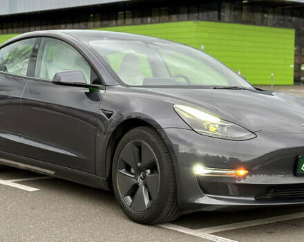 Сірий Тесла Модель 3, об'ємом двигуна 0 л та пробігом 28 тис. км за 26999 $, фото 1 на Automoto.ua