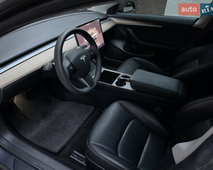 Сірий Тесла Модель 3, об'ємом двигуна 0 л та пробігом 28 тис. км за 23900 $, фото 24 на Automoto.ua