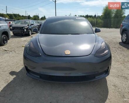 Серый Тесла Модель 3, объемом двигателя 0 л и пробегом 64 тыс. км за 10600 $, фото 4 на Automoto.ua