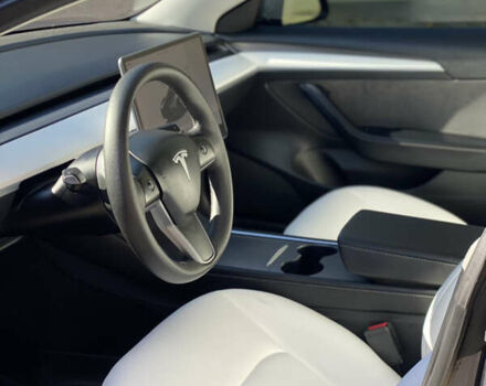 Тесла Модель 3 2023 у Івано-Франківську на Automoto.ua Сірий Тесла Модель 3, об'ємом двигуна 0 л та пробігом 55 тис. км за 20000 $, фото 24 на Automoto.ua