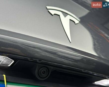Серый Тесла Модель 3, объемом двигателя 0 л и пробегом 4 тыс. км за 20793 $, фото 5 на Automoto.ua