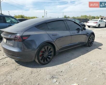 Серый Тесла Модель 3, объемом двигателя 0 л и пробегом 64 тыс. км за 10600 $, фото 2 на Automoto.ua