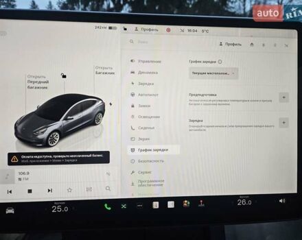 Серый Тесла Модель 3, объемом двигателя 0 л и пробегом 39 тыс. км за 22550 $, фото 58 на Automoto.ua