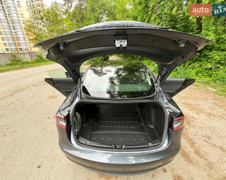 Сірий Тесла Модель 3, об'ємом двигуна 0 л та пробігом 19 тис. км за 28999 $, фото 6 на Automoto.ua