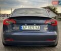 Серый Тесла Модель 3, объемом двигателя 0 л и пробегом 38 тыс. км за 27500 $, фото 4 на Automoto.ua
