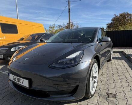 Серый Тесла Модель 3, объемом двигателя 0 л и пробегом 40 тыс. км за 19600 $, фото 5 на Automoto.ua