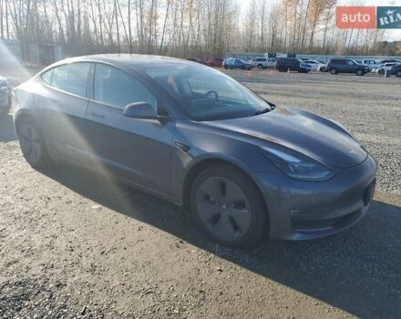 Серый Тесла Модель 3, объемом двигателя 0 л и пробегом 62 тыс. км за 10400 $, фото 3 на Automoto.ua
