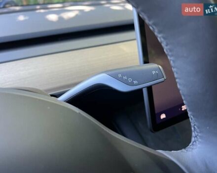 Серый Тесла Модель 3, объемом двигателя 0 л и пробегом 19 тыс. км за 24999 $, фото 15 на Automoto.ua