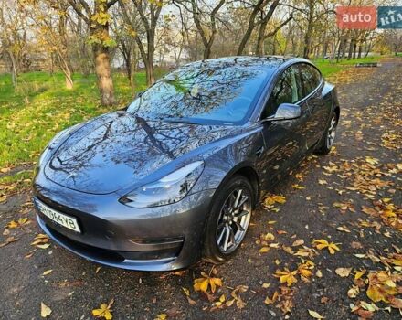 Серый Тесла Модель 3, объемом двигателя 0 л и пробегом 52 тыс. км за 21490 $, фото 1 на Automoto.ua