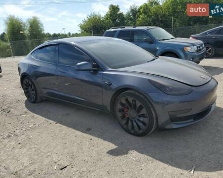 Серый Тесла Модель 3, объемом двигателя 0 л и пробегом 64 тыс. км за 10600 $, фото 3 на Automoto.ua