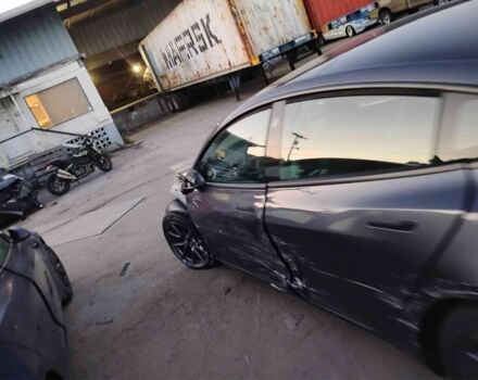 Сірий Тесла Модель 3, об'ємом двигуна 0 л та пробігом 6 тис. км за 18000 $, фото 6 на Automoto.ua