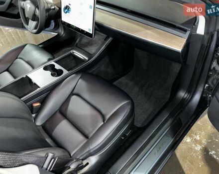 Сірий Тесла Модель 3, об'ємом двигуна 0 л та пробігом 30 тис. км за 26600 $, фото 2 на Automoto.ua