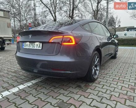 Серый Тесла Модель 3, объемом двигателя 0 л и пробегом 10 тыс. км за 21500 $, фото 6 на Automoto.ua