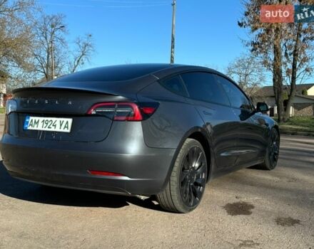 Серый Тесла Модель 3, объемом двигателя 0 л и пробегом 31 тыс. км за 29000 $, фото 2 на Automoto.ua