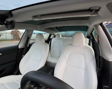 Сірий Тесла Модель 3, об'ємом двигуна 0 л та пробігом 16 тис. км за 26000 $, фото 9 на Automoto.ua