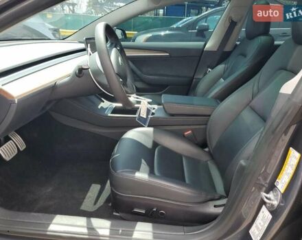 Сірий Тесла Модель 3, об'ємом двигуна 0 л та пробігом 43 тис. км за 10500 $, фото 6 на Automoto.ua