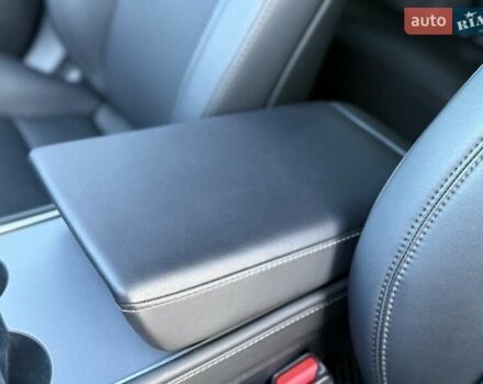 Сірий Тесла Модель 3, об'ємом двигуна 0 л та пробігом 90 тис. км за 21999 $, фото 56 на Automoto.ua