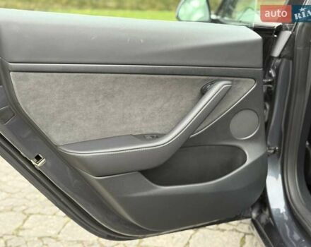 Сірий Тесла Модель 3, об'ємом двигуна 0 л та пробігом 44 тис. км за 20499 $, фото 58 на Automoto.ua