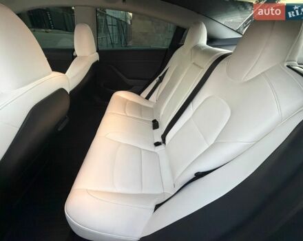 Сірий Тесла Модель 3, об'ємом двигуна 0 л та пробігом 43 тис. км за 22800 $, фото 9 на Automoto.ua