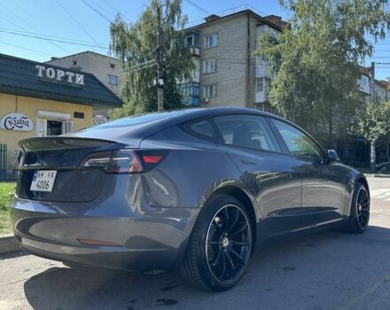 Серый Тесла Модель 3, объемом двигателя 0 л и пробегом 75 тыс. км за 20000 $, фото 2 на Automoto.ua