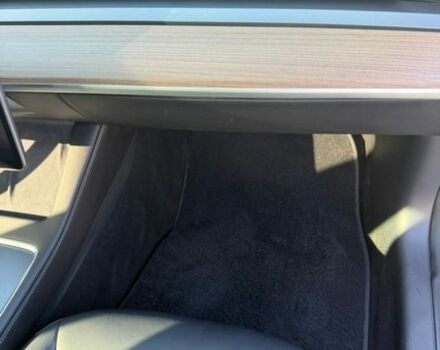 Серый Тесла Модель 3, объемом двигателя 0 л и пробегом 43 тыс. км за 19500 $, фото 20 на Automoto.ua