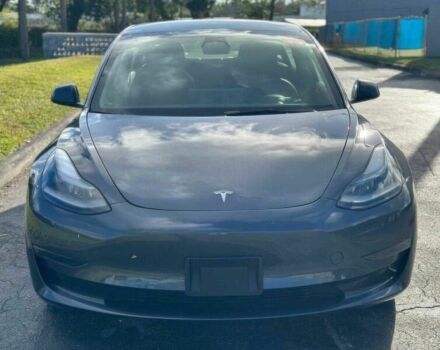 Серый Тесла Модель 3, объемом двигателя 0 л и пробегом 20 тыс. км за 10500 $, фото 1 на Automoto.ua
