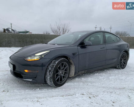 Серый Тесла Модель 3, объемом двигателя 0 л и пробегом 52 тыс. км за 22800 $, фото 18 на Automoto.ua