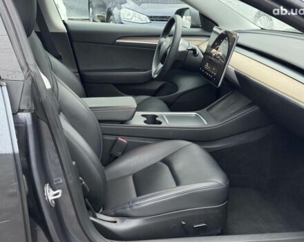 Серый Тесла Модель 3, объемом двигателя 0 л и пробегом 39 тыс. км за 23290 $, фото 23 на Automoto.ua