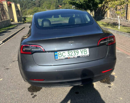 Серый Тесла Модель 3, объемом двигателя 0 л и пробегом 43 тыс. км за 23500 $, фото 15 на Automoto.ua