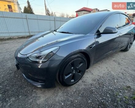Серый Тесла Модель 3, объемом двигателя 0 л и пробегом 43 тыс. км за 18000 $, фото 11 на Automoto.ua