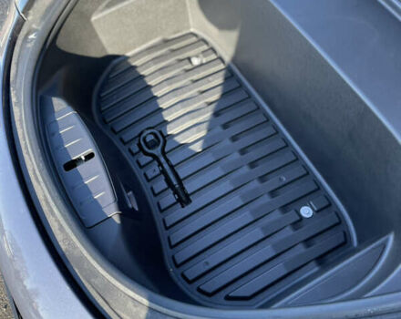 Сірий Тесла Модель 3, об'ємом двигуна 0 л та пробігом 31 тис. км за 24000 $, фото 70 на Automoto.ua