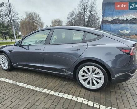 Серый Тесла Модель 3, объемом двигателя 0 л и пробегом 39 тыс. км за 22550 $, фото 8 на Automoto.ua