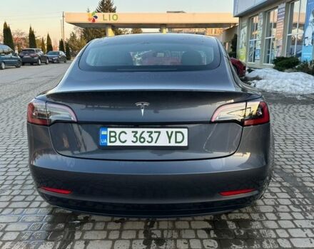 Серый Тесла Модель 3, объемом двигателя 0 л и пробегом 43 тыс. км за 19500 $, фото 4 на Automoto.ua
