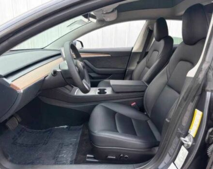 Серый Тесла Модель 3, объемом двигателя 0 л и пробегом 19 тыс. км за 13000 $, фото 14 на Automoto.ua