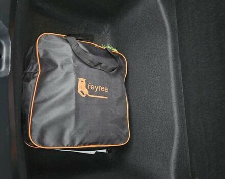 Серый Тесла Модель 3, объемом двигателя 0 л и пробегом 39 тыс. км за 22550 $, фото 49 на Automoto.ua