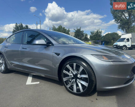 Тесла Модель 3 2024 у Харкові на Automoto.ua Сірий Тесла Модель 3, об'ємом двигуна 0 л та пробігом 1 тис. км за 36800 $, фото 3 на Automoto.ua