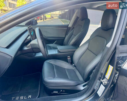 Сірий Тесла Модель 3, об'ємом двигуна 0 л та пробігом 5 тис. км за 29500 $, фото 54 на Automoto.ua