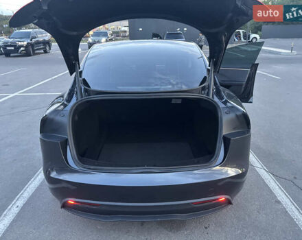 Сірий Тесла Модель 3, об'ємом двигуна 0 л та пробігом 9 тис. км за 27500 $, фото 13 на Automoto.ua