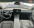 Серый Тесла Модель 3, объемом двигателя 0 л и пробегом 1 тыс. км за 28500 $, фото 9 на Automoto.ua