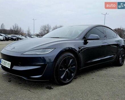 Серый Тесла Модель 3, объемом двигателя 0 л и пробегом 23 тыс. км за 29900 $, фото 2 на Automoto.ua