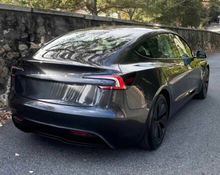 Серый Тесла Модель 3, объемом двигателя 0 л и пробегом 10 тыс. км за 15400 $, фото 5 на Automoto.ua