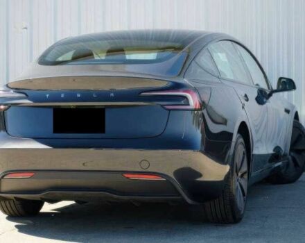 Серый Тесла Модель 3, объемом двигателя 0 л и пробегом 20 тыс. км за 15500 $, фото 4 на Automoto.ua