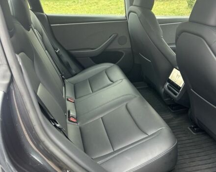 Серый Тесла Модель 3, объемом двигателя 0 л и пробегом 20 тыс. км за 27500 $, фото 10 на Automoto.ua