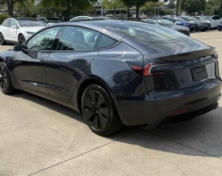 Серый Тесла Модель 3, объемом двигателя 0 л и пробегом 27 тыс. км за 14200 $, фото 5 на Automoto.ua